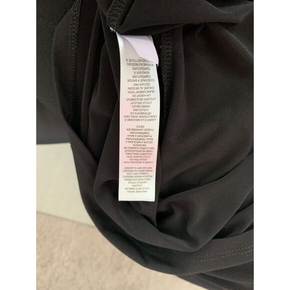 Chico's Women Top Size 3 Black Cold Shoulder Flutter Sleeve Asymetrical Hem - Picture 4 of 7